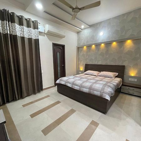 Urban Oasis Villa Amritsar Buitenkant foto