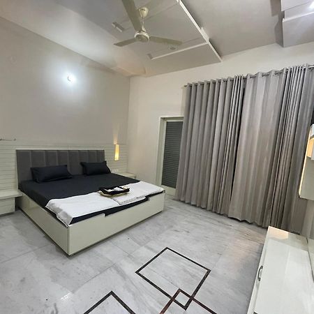 Urban Oasis Villa Amritsar Buitenkant foto