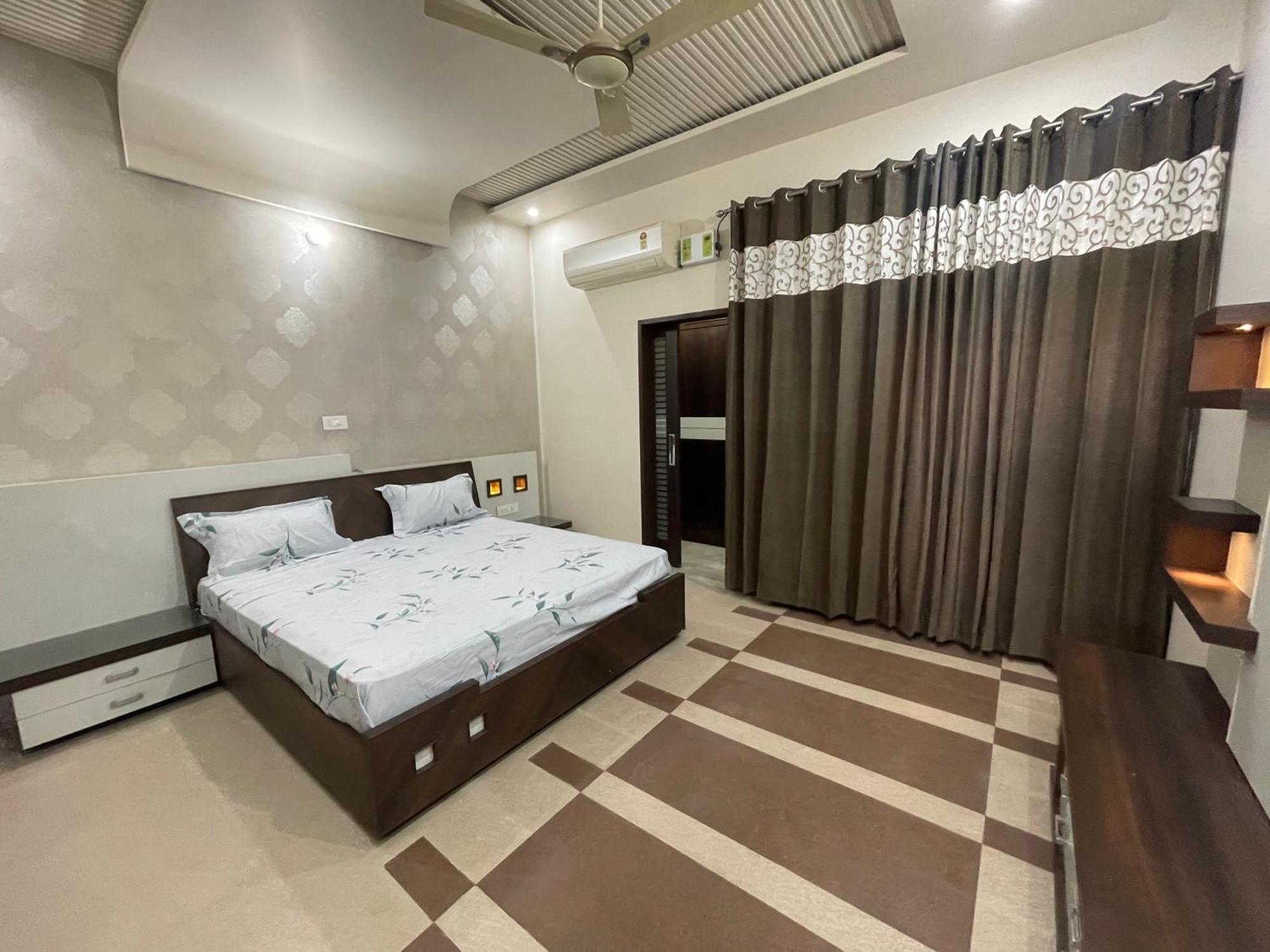 Urban Oasis Villa Amritsar Buitenkant foto