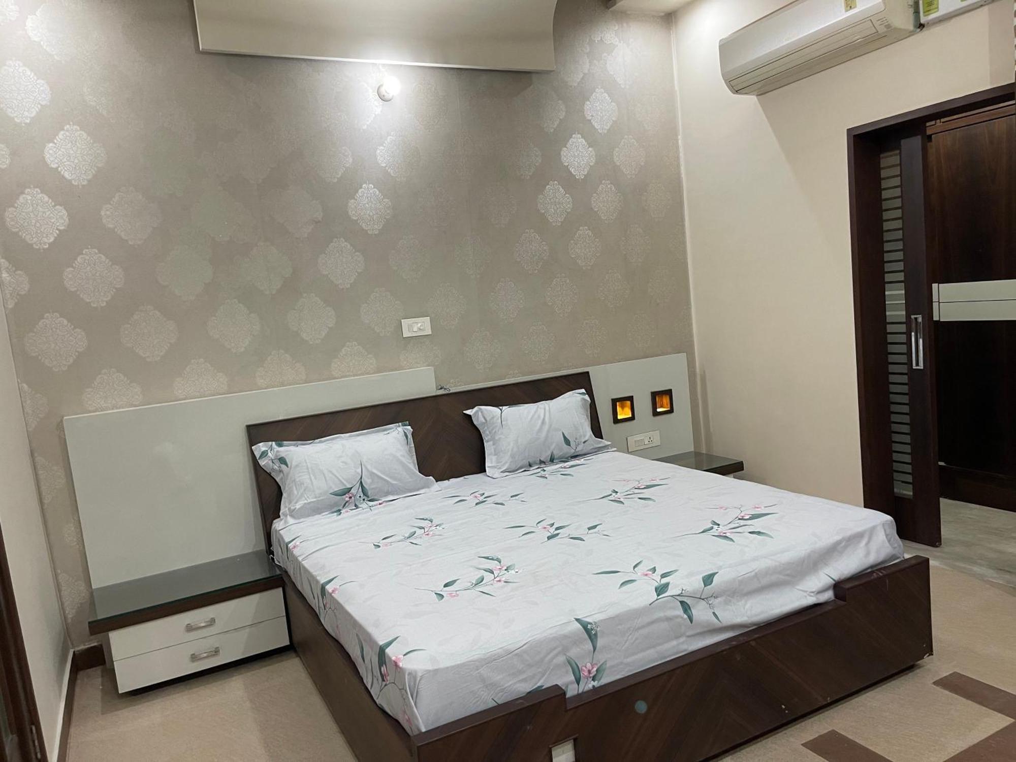 Urban Oasis Villa Amritsar Buitenkant foto