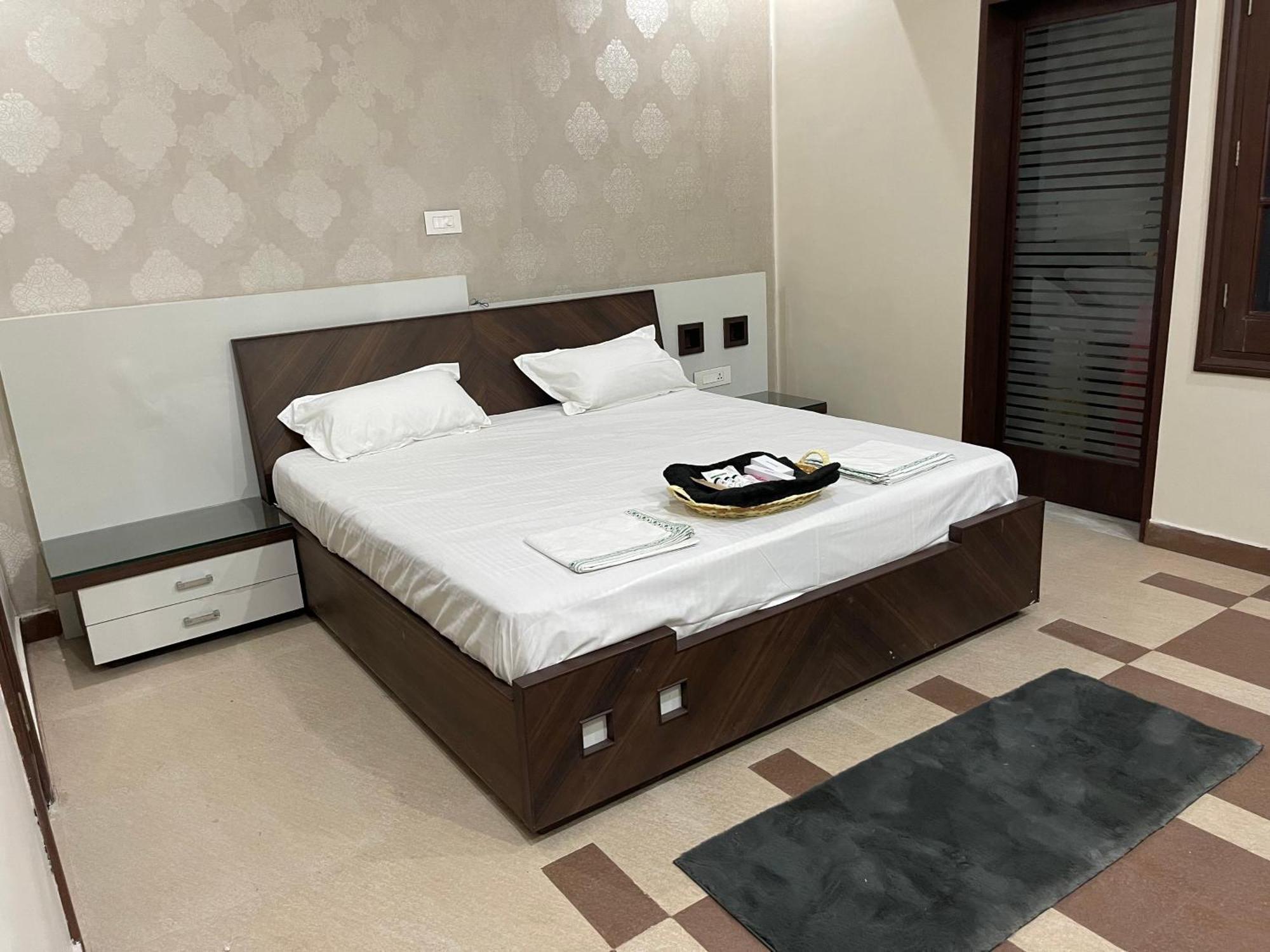Urban Oasis Villa Amritsar Buitenkant foto